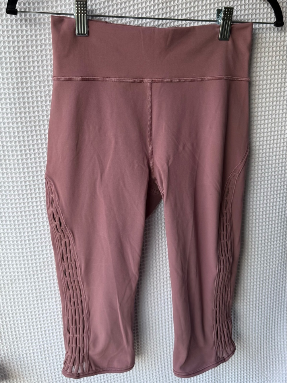 lululemon athletica Dusty Rose Woven-Panel Capri Leggings